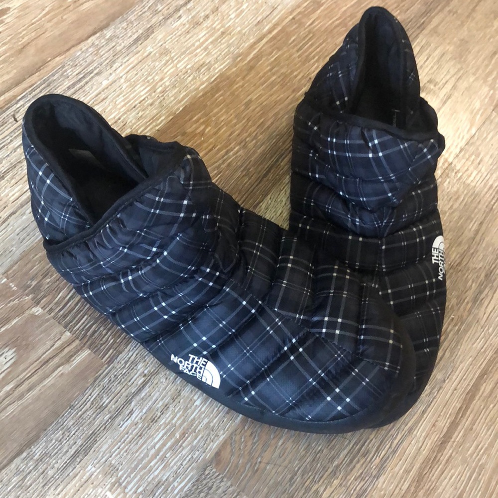 Northface thermoball slip ons
